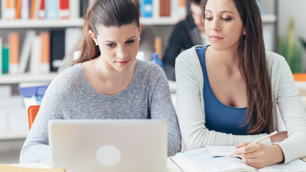 students-studying-together